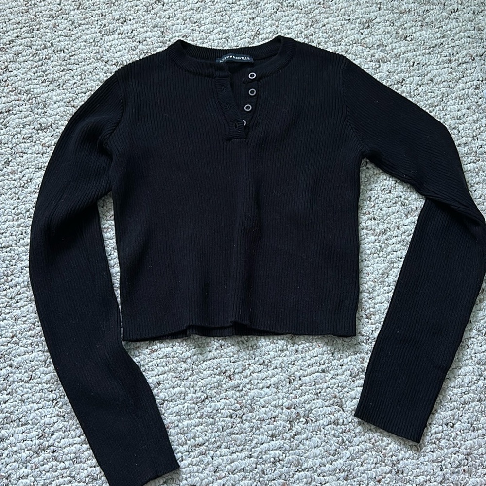 Long sleeve black brandy melville top